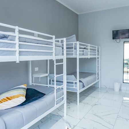Hostel Partenope Νάπολη Εξωτερικό φωτογραφία