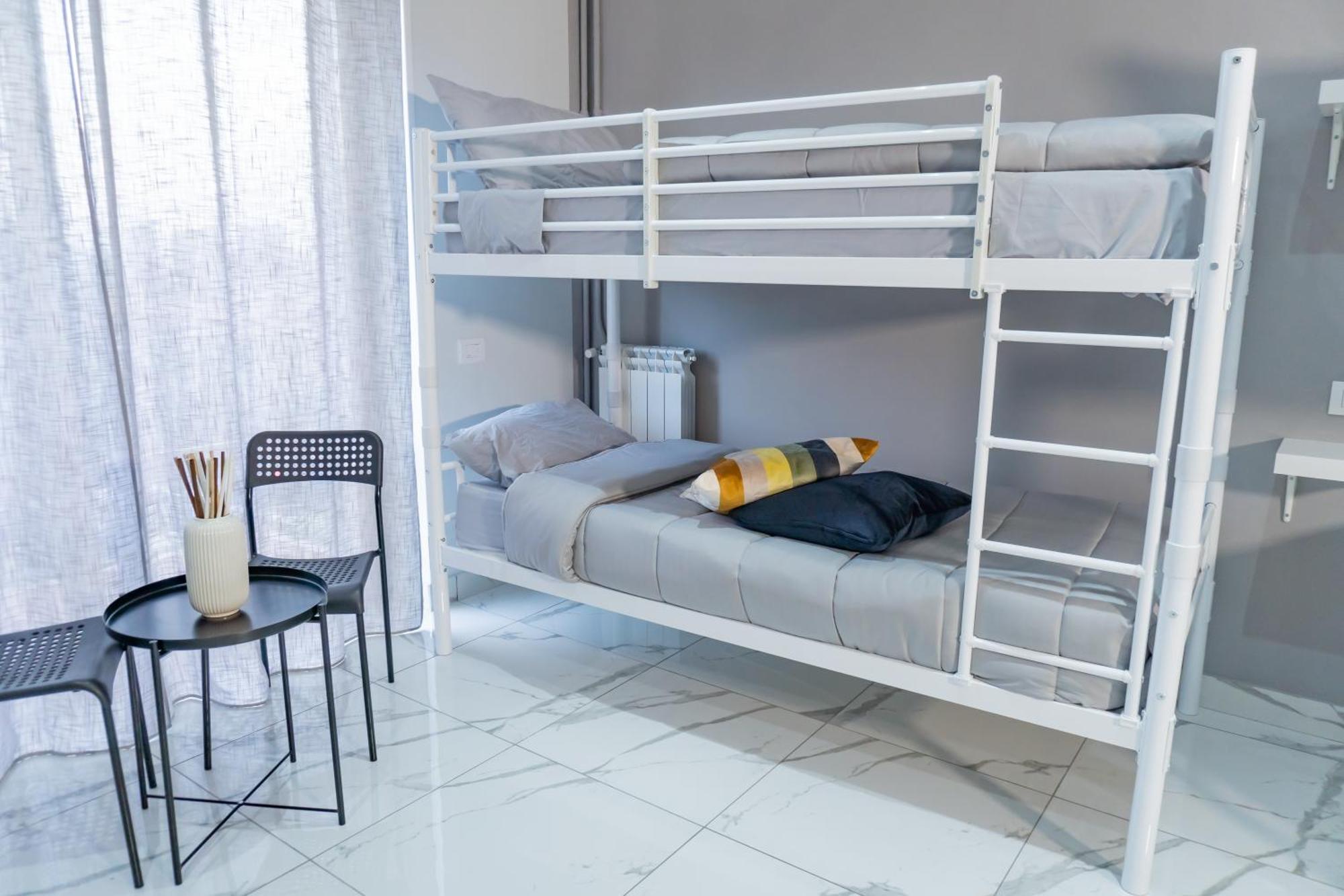 Hostel Partenope Νάπολη Εξωτερικό φωτογραφία