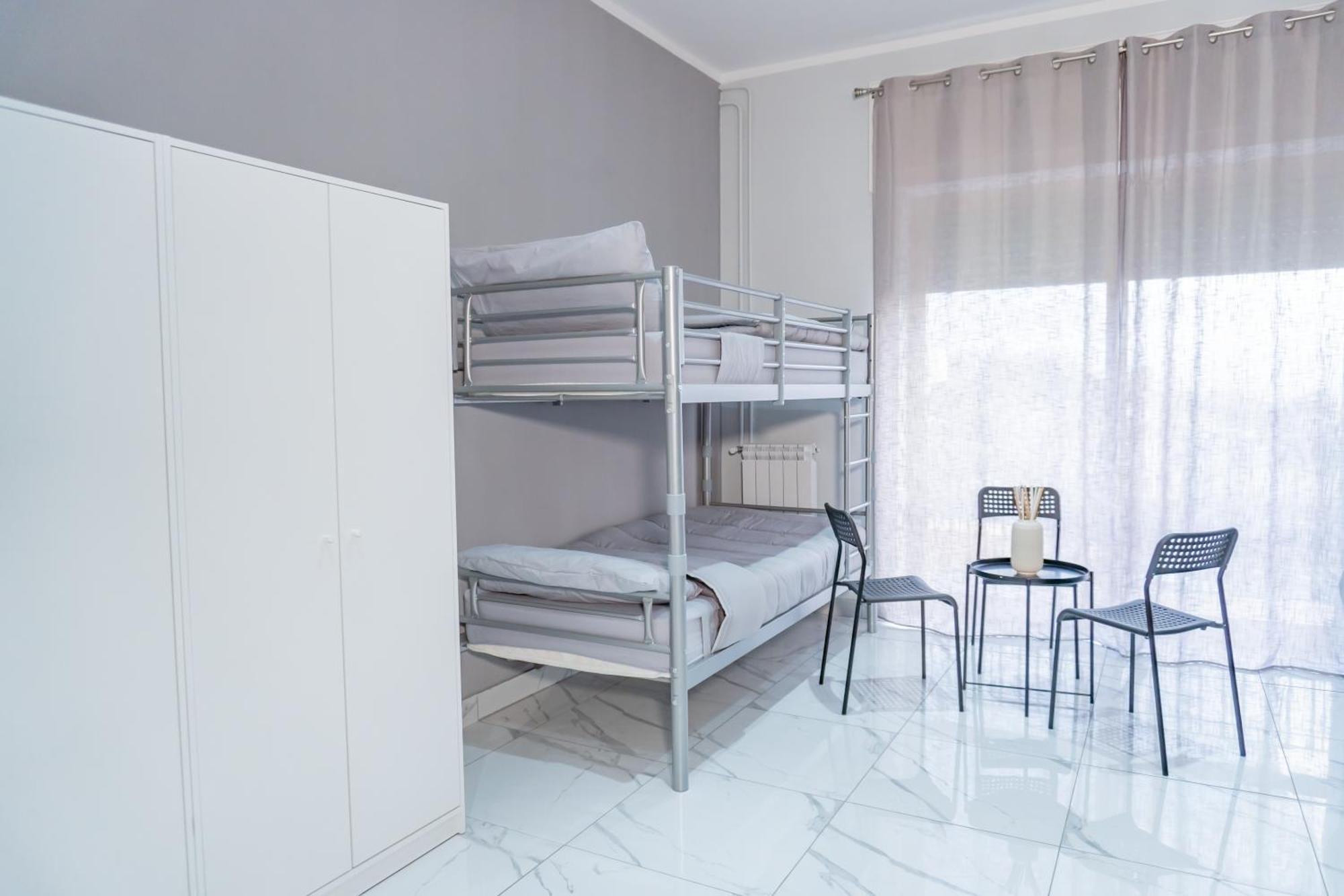 Hostel Partenope Νάπολη Εξωτερικό φωτογραφία